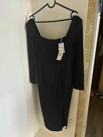 Продам новое платье