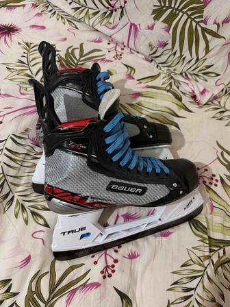 продаю коньки BAUER VAPOR 2X PRO