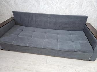Диван 230х140 см, обивка микровелюр, серый б/у