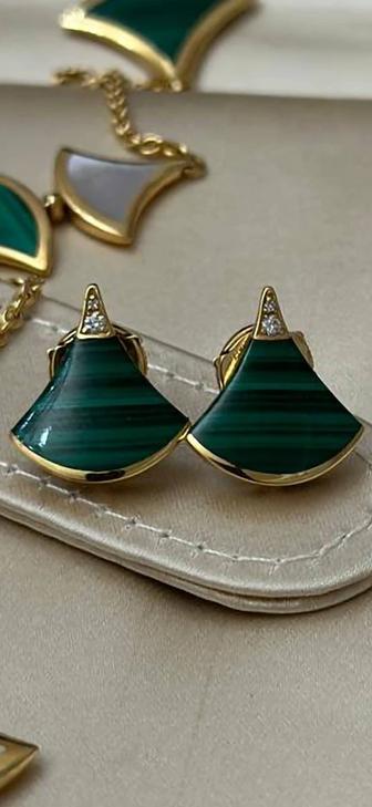 Бренд BVLGARI коллекция Divas dream оригинал золотые серьги с бриллиантами