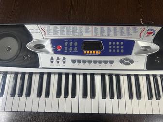 Синтезатор (электронные клавиши для преподавания)