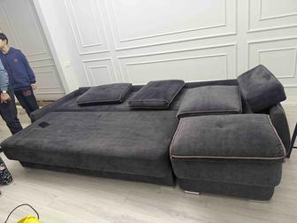 Диван угловой.