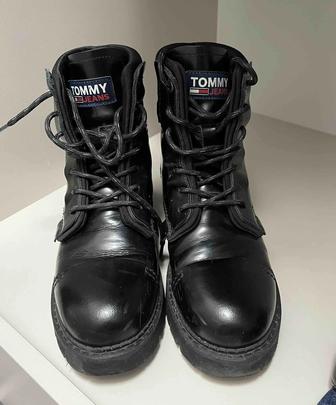 Ботинки женские