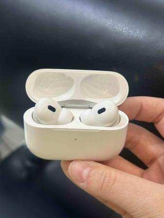 Продам AIRPODS PRO