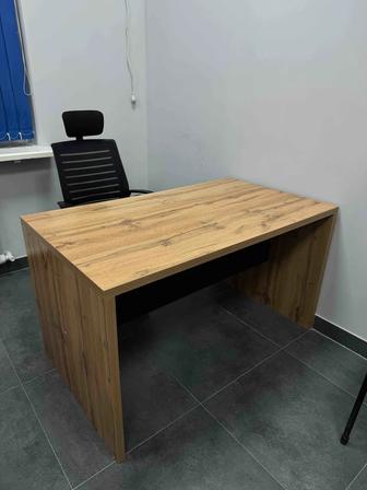 Стол офисный