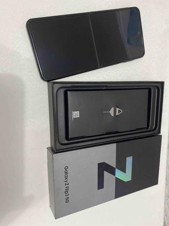 Продам Samsung Galaxy ZFlip 3