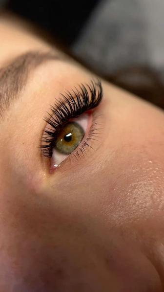 Наращивание ресниц/ламинирование ресниц и бровей