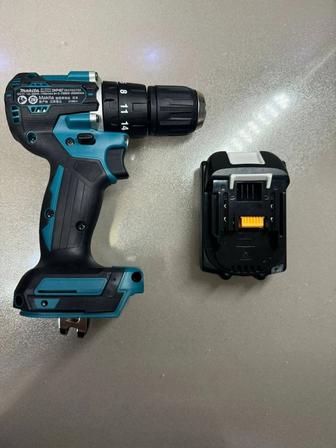 Ударная дрель-шуруповерт Makita DHP487, зарядная станция, батарея