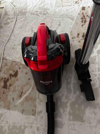 Продам пылесос Hausberg