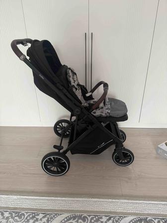 Продам коляску прогулочный