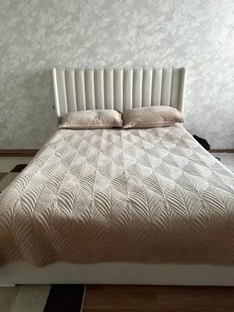 Продам кровать с матрасом в отличном состоянии срочно торг