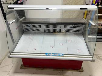 Продается витрина холодильник для магазин и супермаркетов