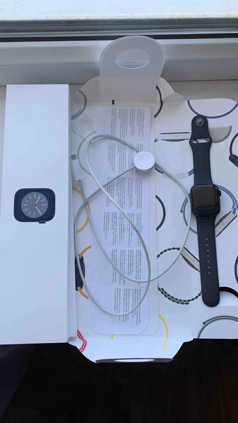 Продается Apple Watch 8