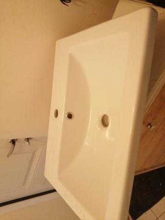 Продам раковину в отличном состоянии.