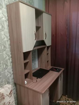 Продам письменный стол