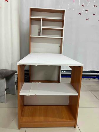 Мебель для компьютера и для салона можно