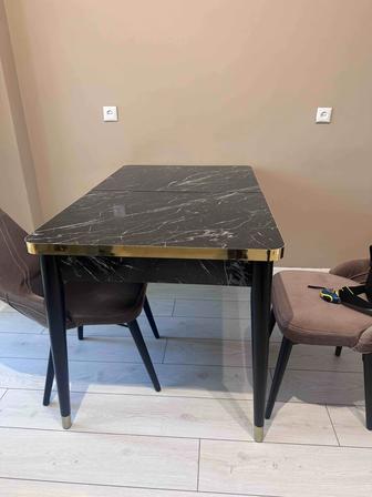 Стол с 6 стульями