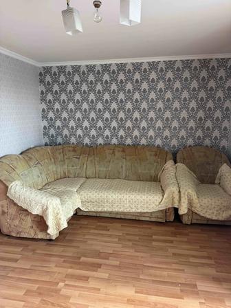 Даром диван с креслом