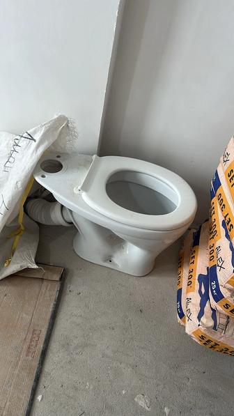 Продам унитаз