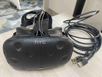 Valve, HTC - Vive
Шлем виртуальной реальности