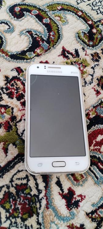 Продам samsung J1