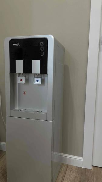 Продаю Кулер для воды AVA WD307 в отличном состоянии