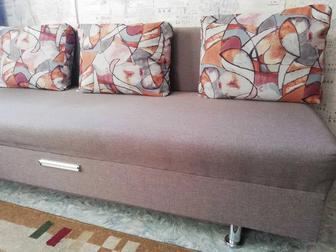 Продам диван тройку