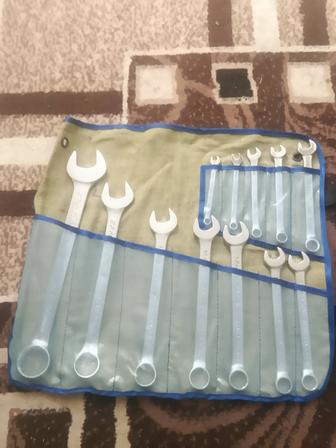 Продам набор ключей