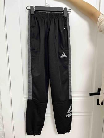 Распродажа одежды, мужское трико