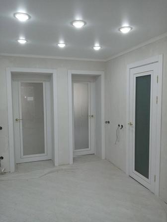 Установка входных и межкомнатных дверей.