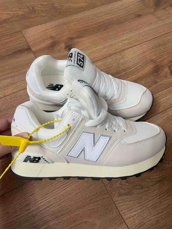 Продаю кроссовки new balance