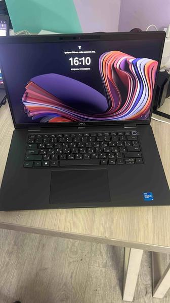 Ноутбук Dell latitude 7520
