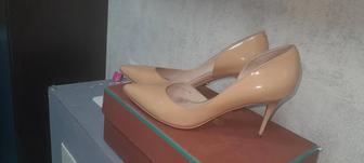 Туфли и босоножки. 38,39 размер