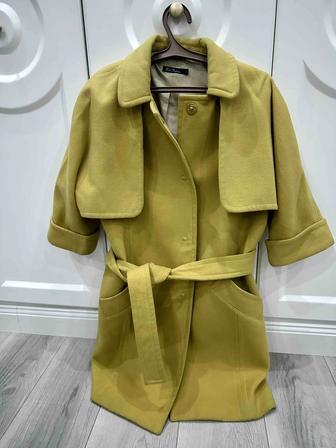 Плащ-пальто