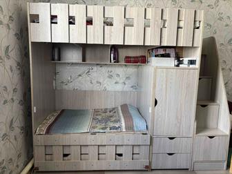 Продам двухъярусную кроватку