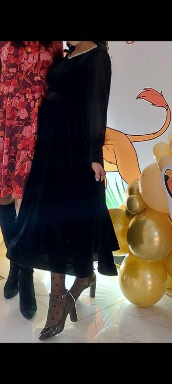 Вечернее бархатныое платье