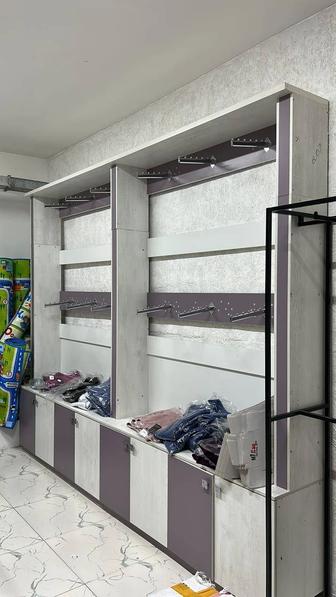 продаются торговые шкафы высокого качества