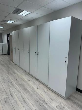 Офисные шкафы