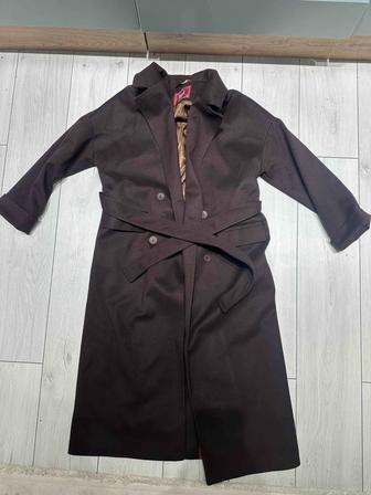 Продам пальто новое