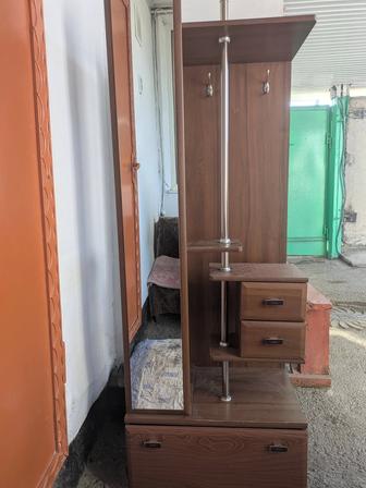 Продам прихожую