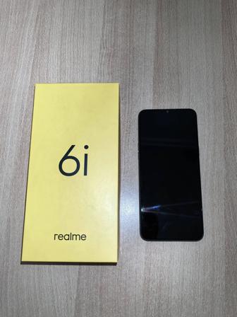 Продам смартфон Realme 6i