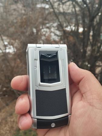Телефоны Vertu Ayxta