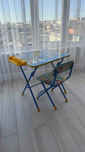 Продам детский стол и стул
