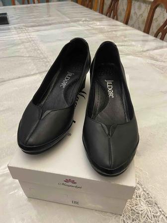 продам новые туфли