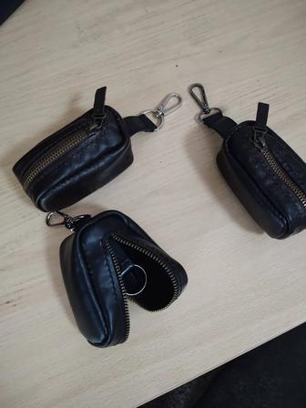 Продам ключницы из натуральной кожи ручной работы.