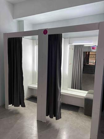 Продам примерочные и столы