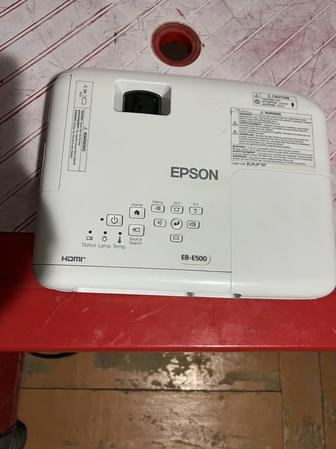 Проектор Epson EB-E001 Hdmi/vga