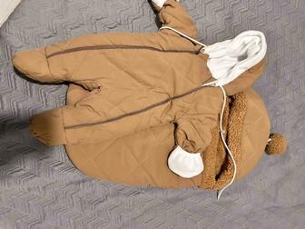 Продается зимний комбинезон для малыша