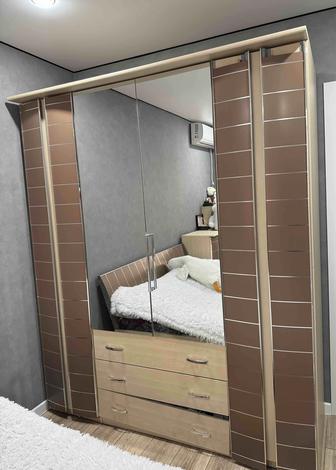 Продам шкаф