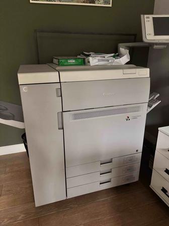 Продается профессиональный цветной принтер Canon imagePRESS C600i